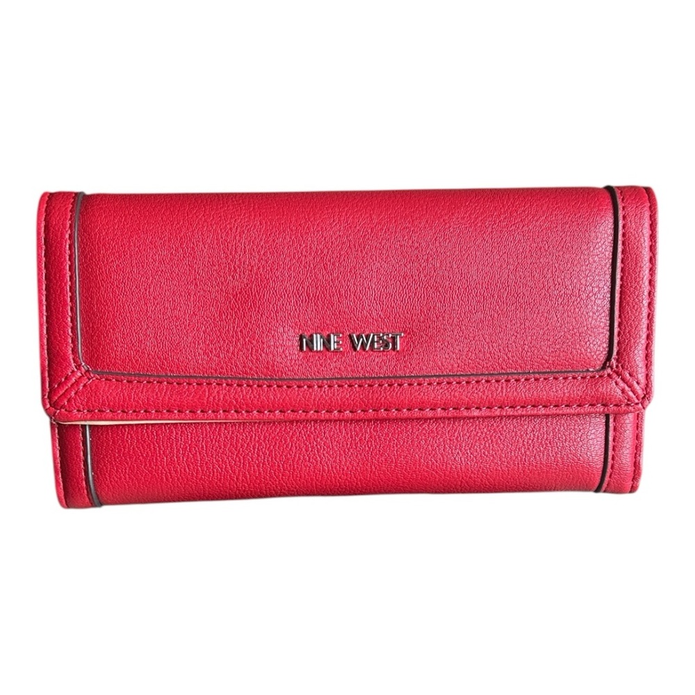 Nine West Brick Red Trifold Checkbook Wallet Snap Close Zipper Coin Pocket NWT